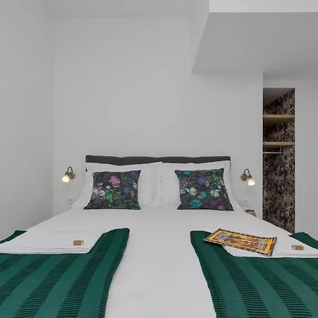 아파트 Strada 투체피