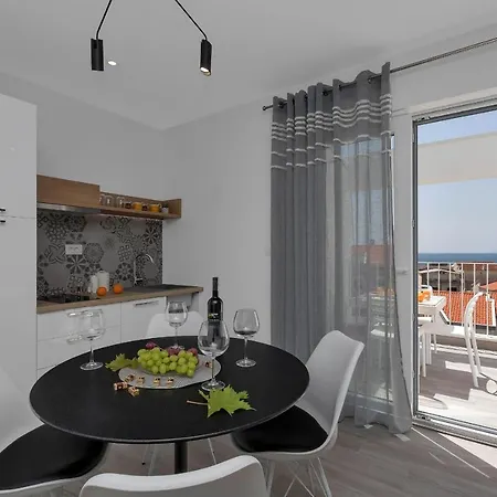 Strada 아파트 투체피