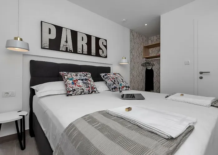 Strada 公寓 图彻皮